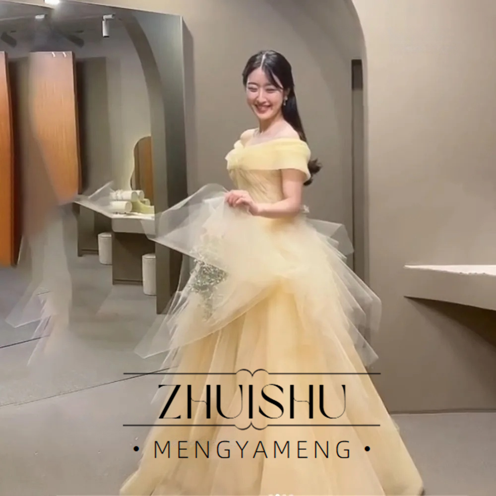 Shoulder Massage Ball - Princess Pale Yellow Ball Gown Sweetheart